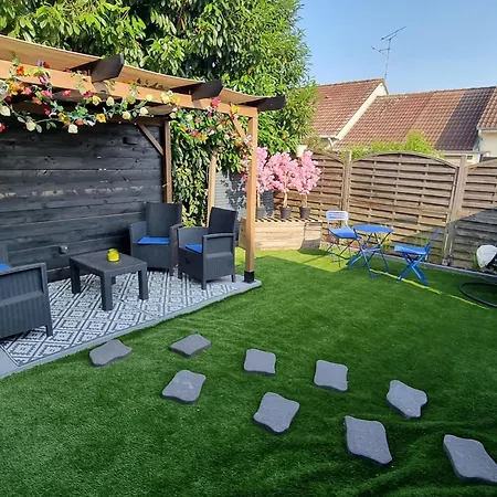 Tres Belle Dependance Relaxante Totalement Independante アパート トゥール