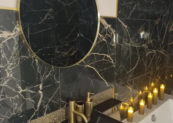 Tres Belle Dependance Relaxante Totalement Independante 图尔