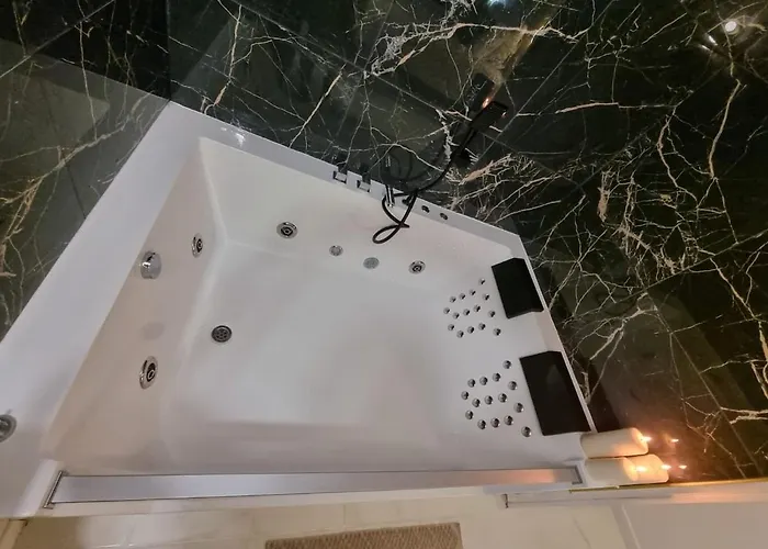 Tres Belle Dependance Relaxante Totalement Independante * Тур