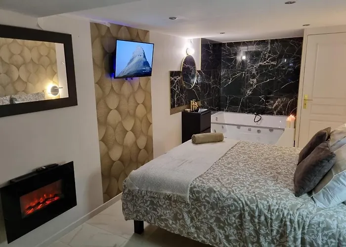 Tres Belle Dependance Relaxante Totalement Independante Tours